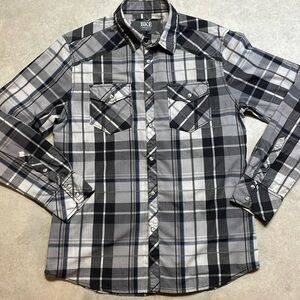 BKE women’s long sleeve snap front black/white western shirt. Size M.